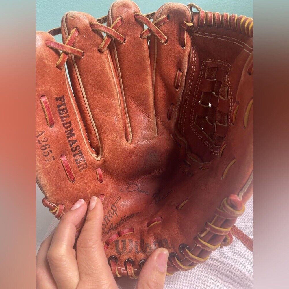 Wilson used baseball Mitt‎
